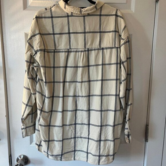 Universal Thread Goods Co., Womens Plaid Flannel Button-Down, Navy and White, Ex - Picture 2 of 5